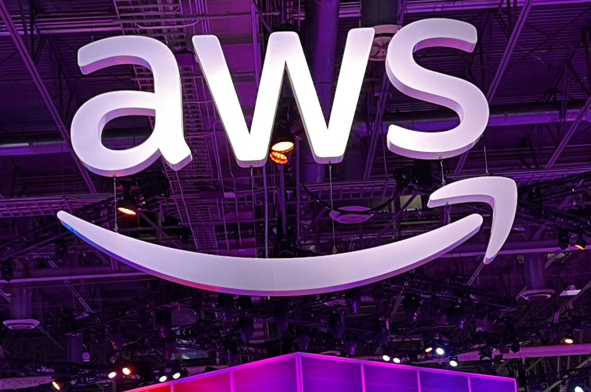 amazon-aws-generative-ai-applications-2887.jpeg