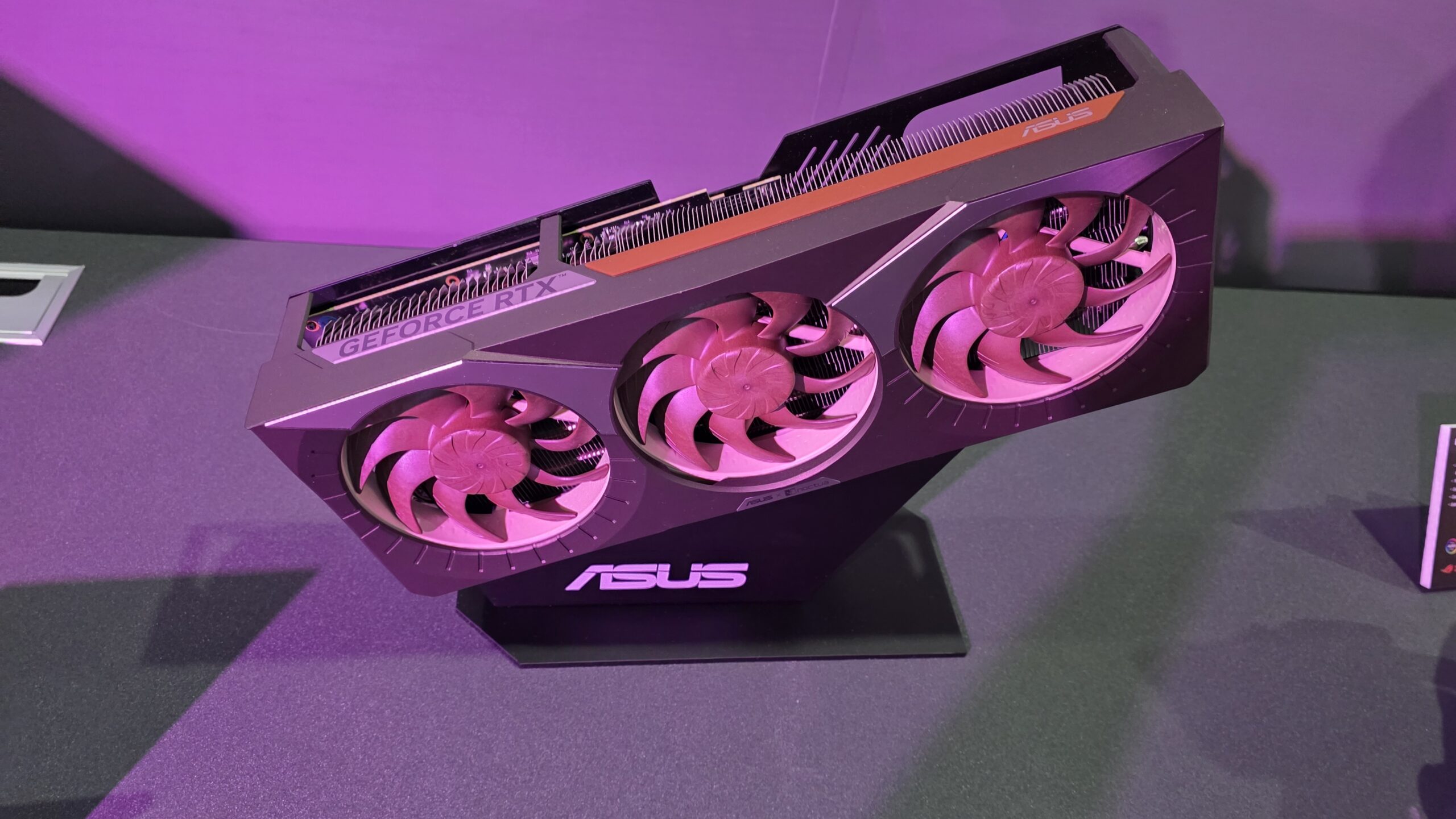 asus-tuf-a14-rtx5060-gaming-laptop-4343.jpeg