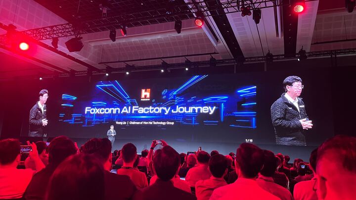 computex-2025-gaming-handhelds-rtx-5060-3056.jpeg