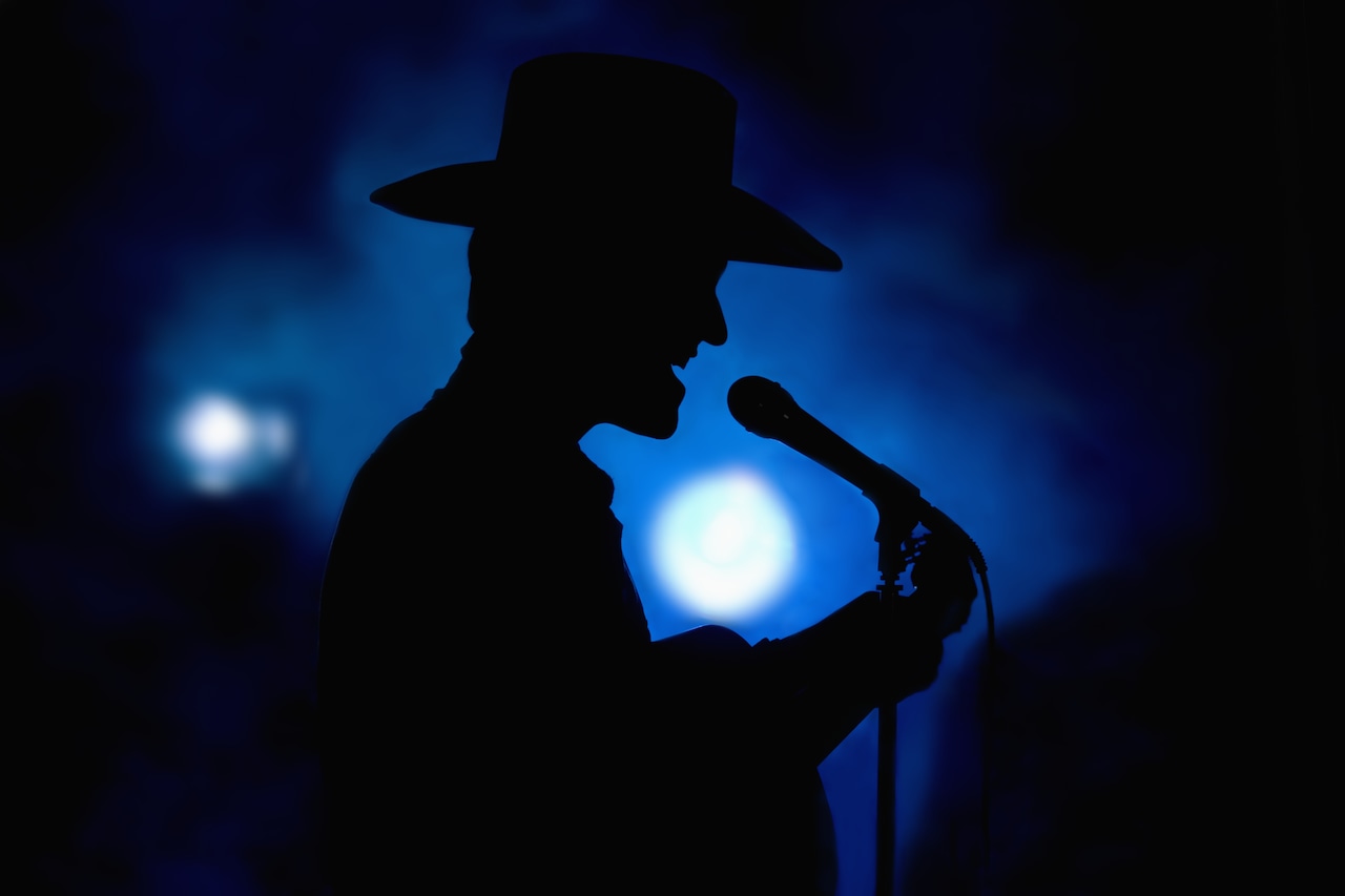country-music-legend-surgeries-4511.jpeg