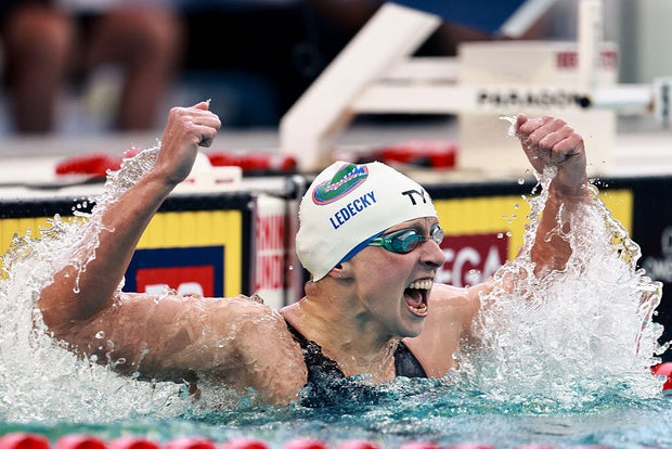 katie-ledecky-800m-freestyle-record-4045.jpeg