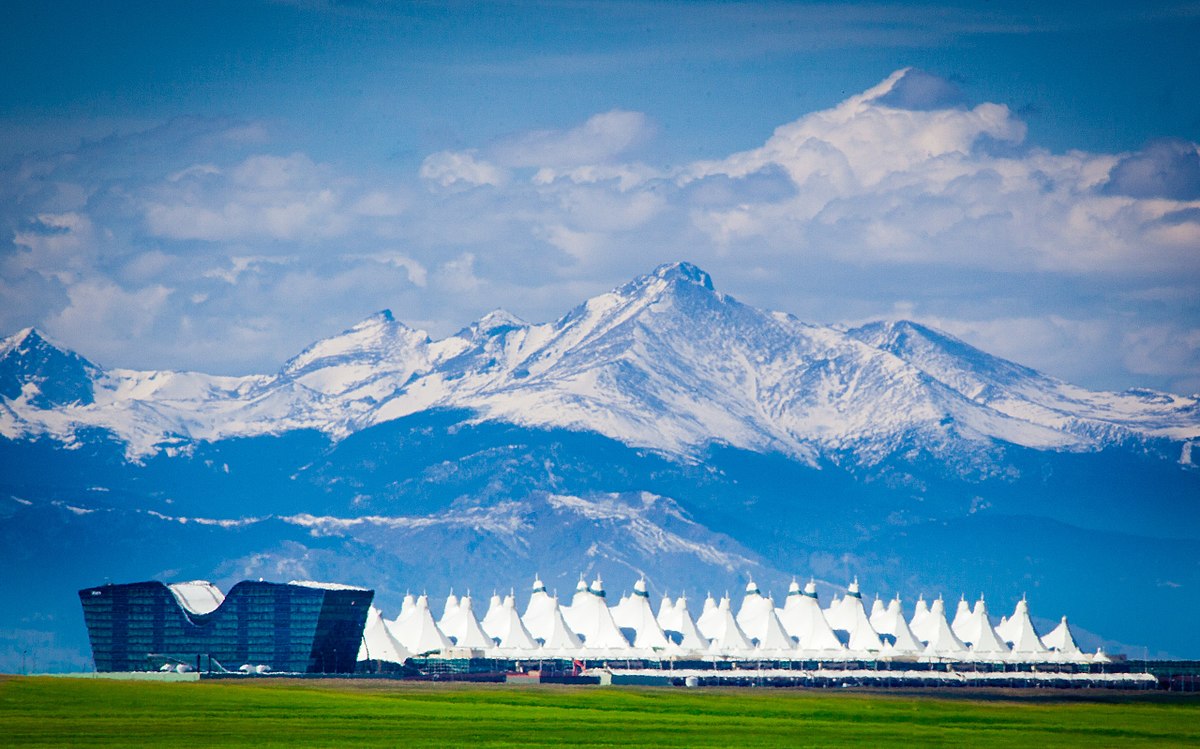 lufthansa-a380-denver-landing-3708.jpeg