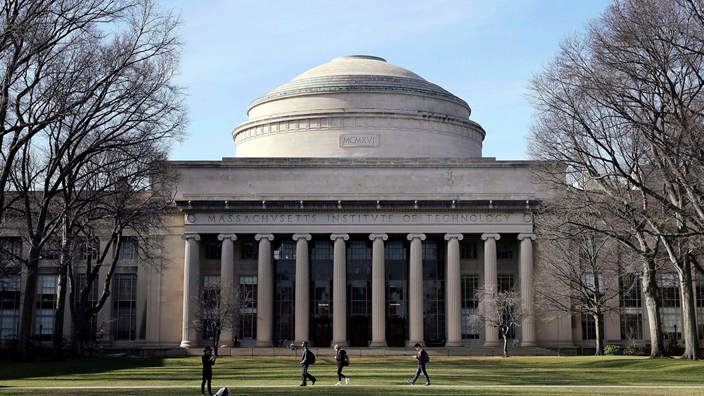 mit-dei-office-shuttered-assessment-8510.jpeg