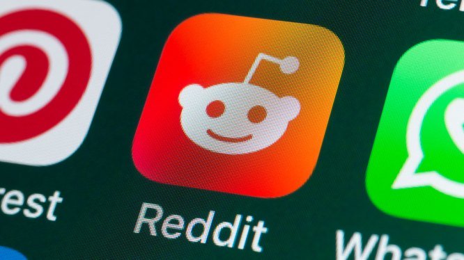 reddit-business-profile-tools-techcrunch-1211.jpeg