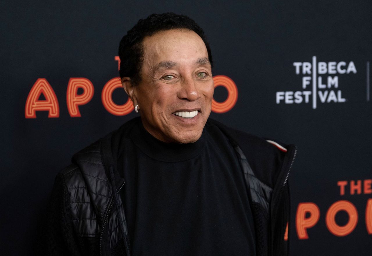 smokey-robinson-investigation-rape-allegations-0265.jpeg