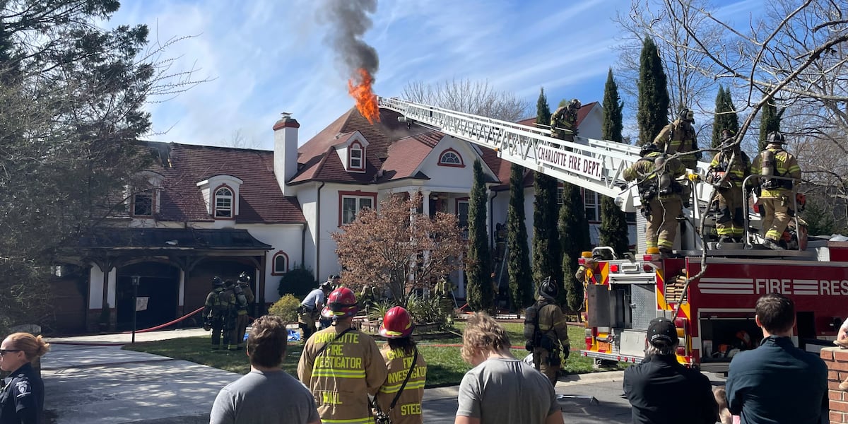southwest-charlotte-business-fire-5815.jpeg