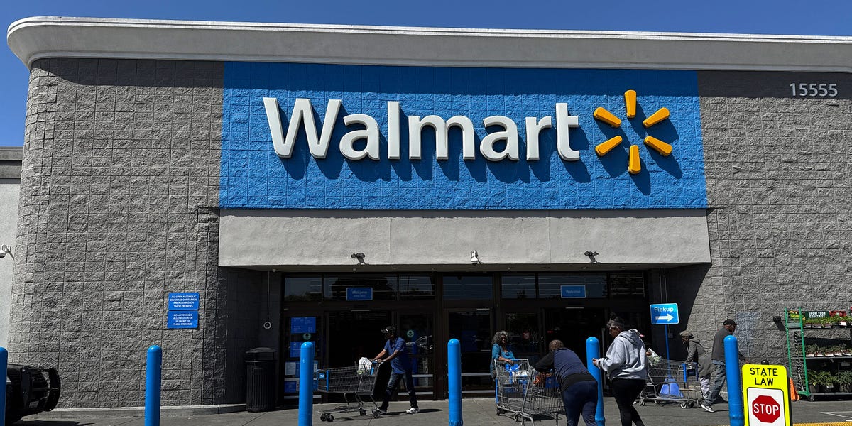 trump-walmart-tariffs-prices-2353.jpeg