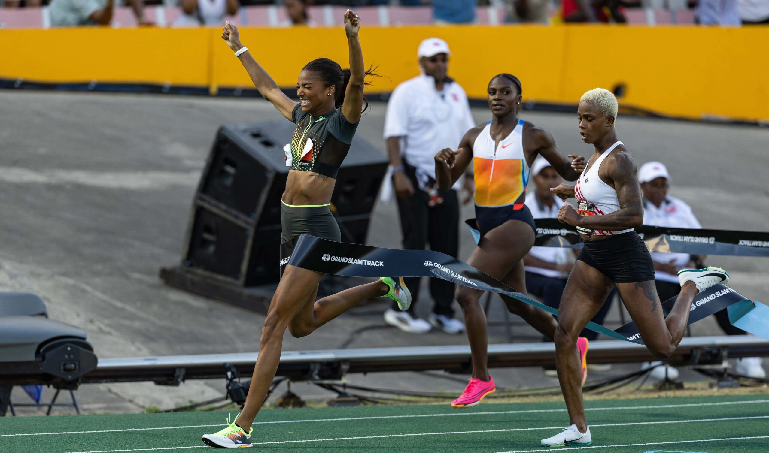 world-athletics-relays-guangzhou-4x400m-finals-5953.jpeg