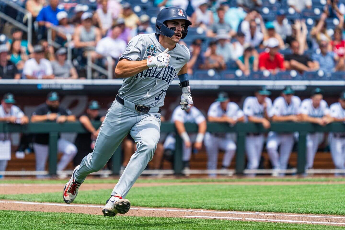 cws-2025-coastal-carolina-beats-arizona-2355.jpeg