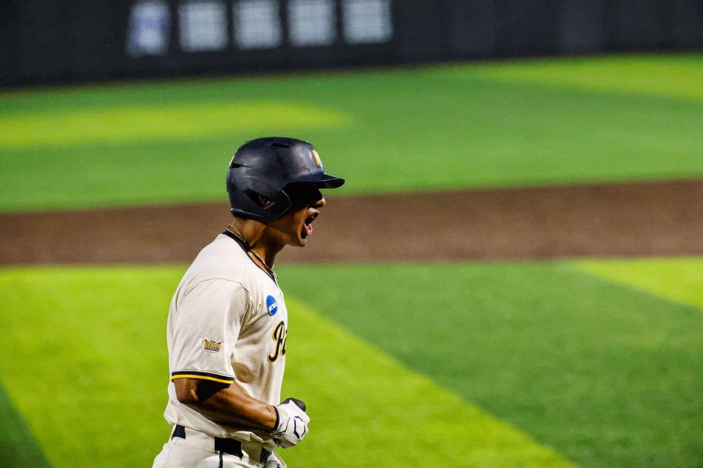 cws-2025-coastal-carolina-beats-arizona-5817.jpeg