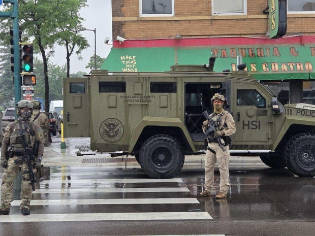 lake-street-minneapolis-business-raid-0170.jpeg
