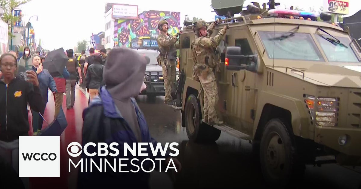 lake-street-minneapolis-business-raid-4879.jpeg
