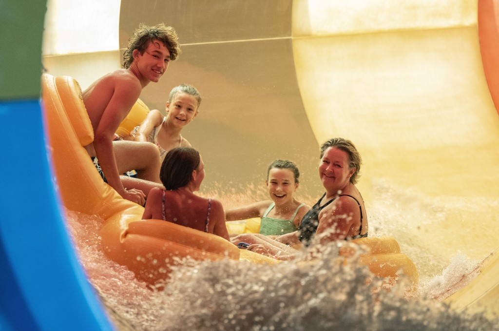 legacy-entertainment-locowaterpark-royal-caribbean-8057.jpeg