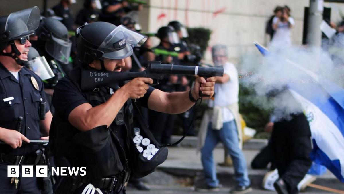 los-angeles-anti-ice-protests-california-3899.jpeg