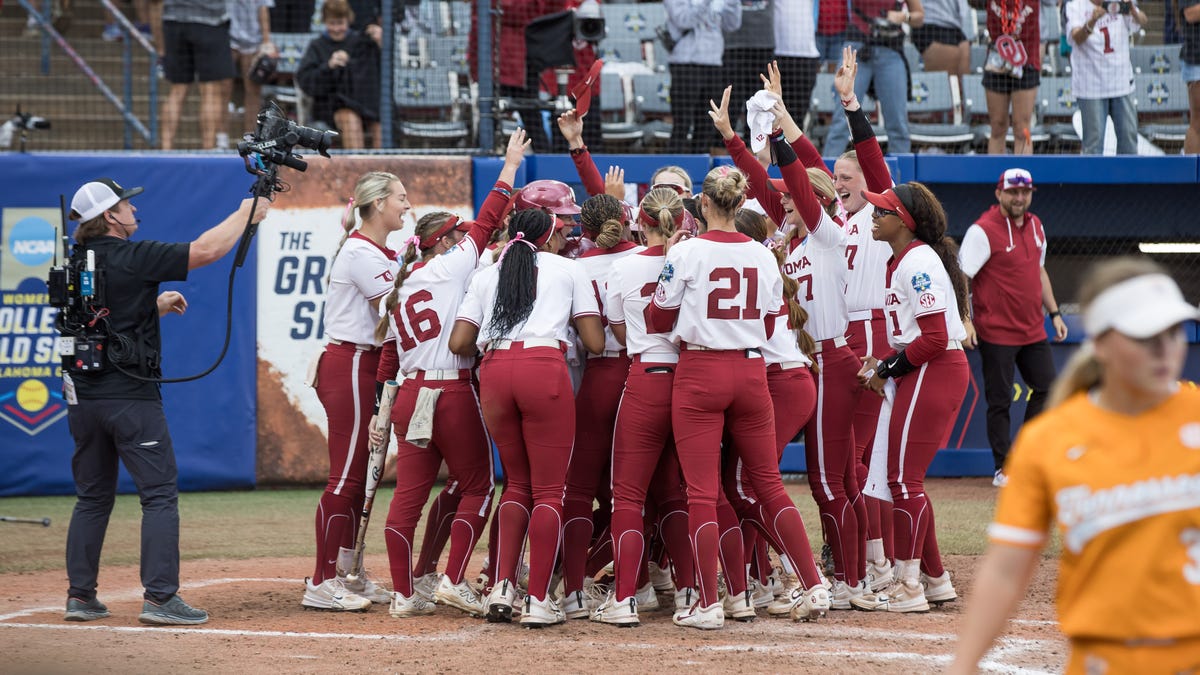 texas-women-college-world-series-oklahoma-3027.jpeg
