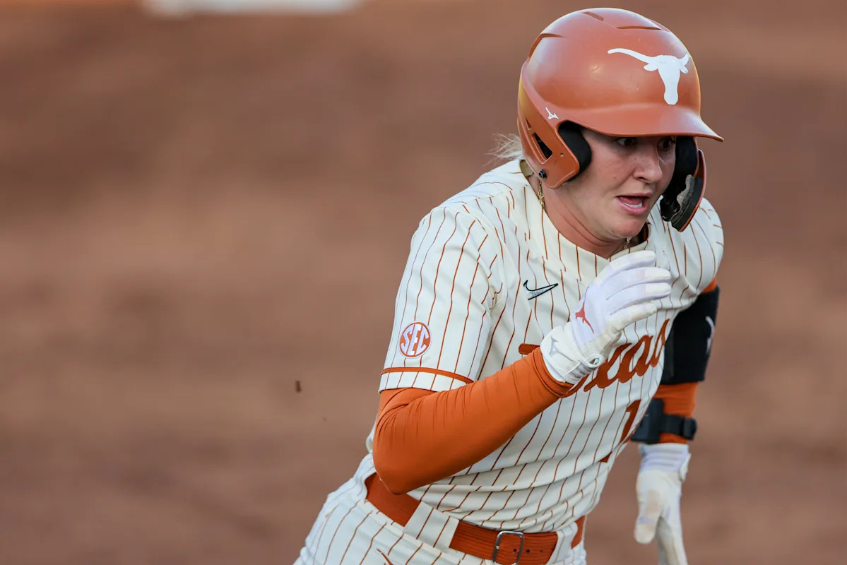 wcws-game1-texas-tech-texas-1173.jpeg