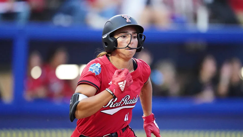 womens-college-world-series-texas-tech-vs-oklahoma-3436.jpeg